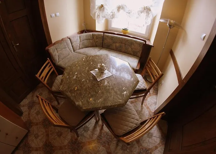 Maria Kwatera prywatna *